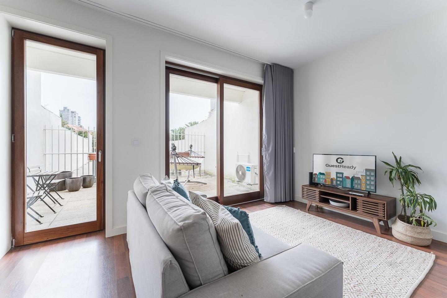 Guestready - Almada 516 * Porto